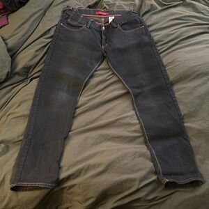 listing-status-banner